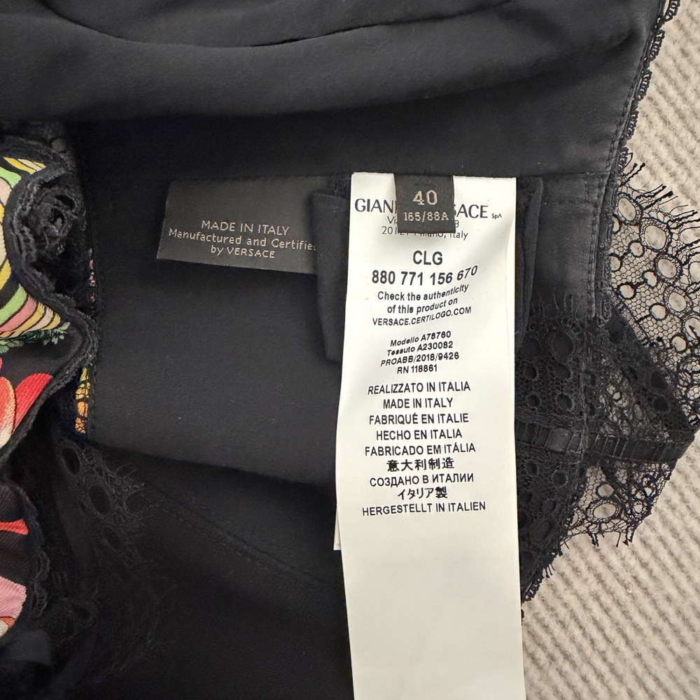Gorgeous Versace Bralette - Picture 4 of 6
